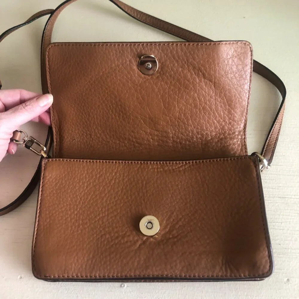Tory Burch ALL T Crossbody Bag Bark - Picture 9 of 12